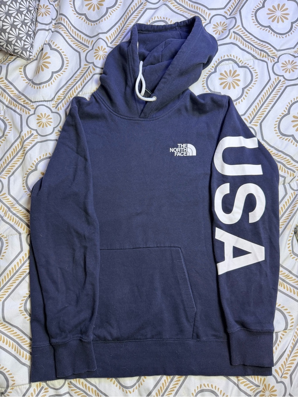 The North Face Women’s USA Graphic Hoodie Navy Blue Large Pullover Sweatshirt